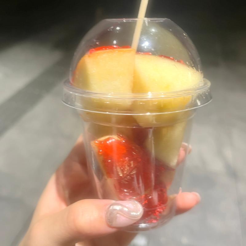 (やおりんCafe JR新宿駅中央東口構内店)