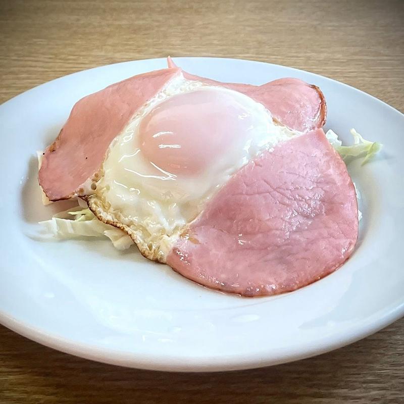 ハムエッグ(六さん)