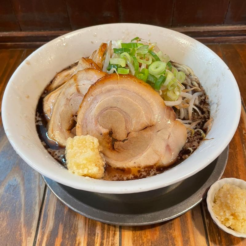 黒チャーシュー麺(骨太味覚 今治桜井店 （ホネブトミカク）)