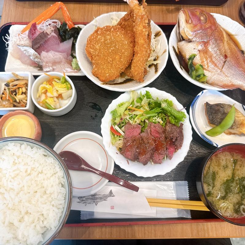 魚がし特製満腹定食(魚がし食堂 )