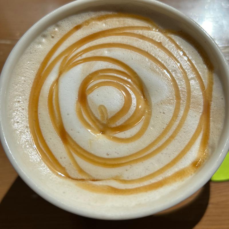 スターバックスラテ キャラメルソーストッピング(スターバックス コーヒー 札幌グランドホテル店)