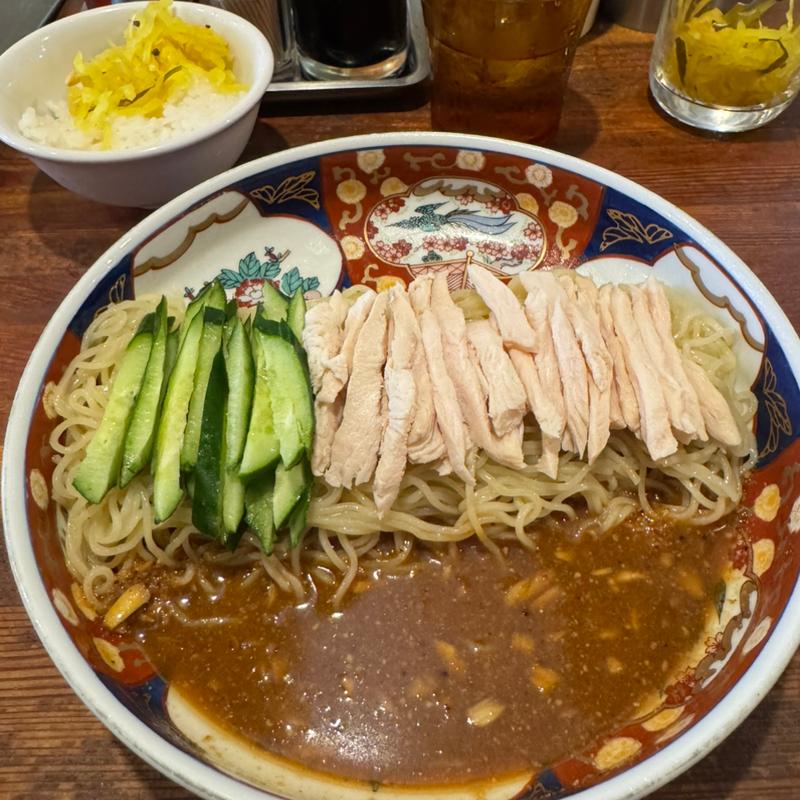 鶏絲涼麺（ちいすいりゃんめん）(支那麺 はしご 銀座八丁目店 （しなめんはしご）)