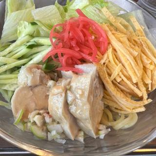 冷やし中華 蒸し鶏(中華料理 いっ軒)