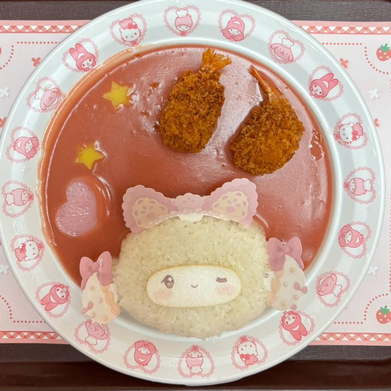 こぎみゅんのまんまる小エビのピンクカレー(キャラクターフードコート)