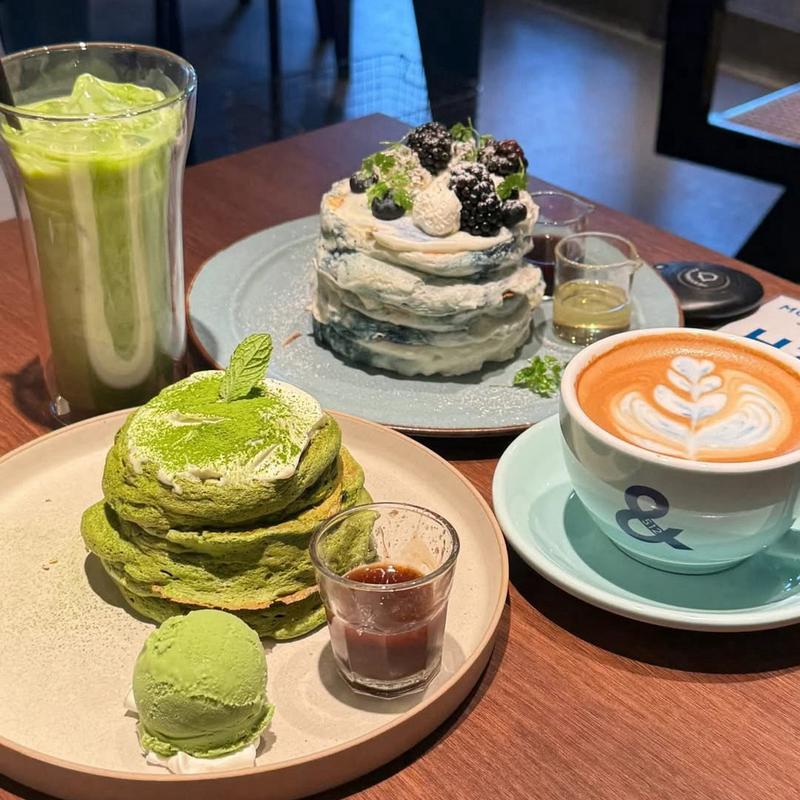 ふるぷるパンケーキ(512 Cafe & Grill)