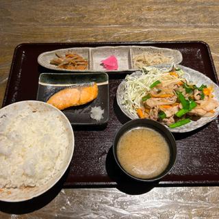 日替わり定食B
