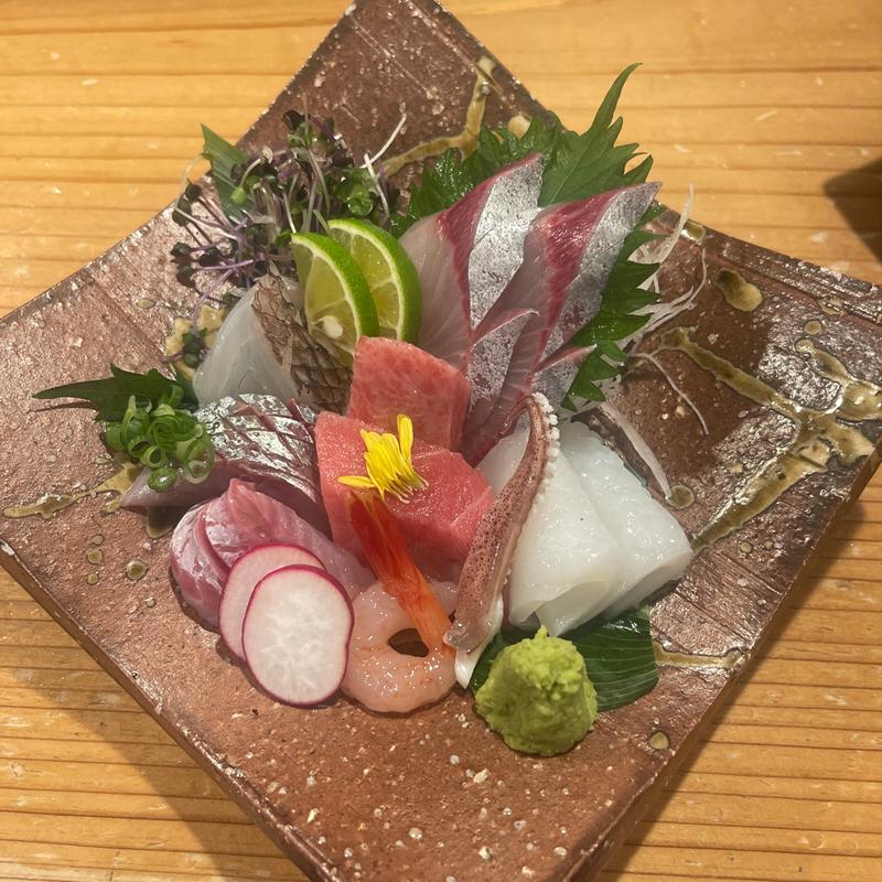 お刺身の盛り合わせ(越後 尊美～たかみ～)