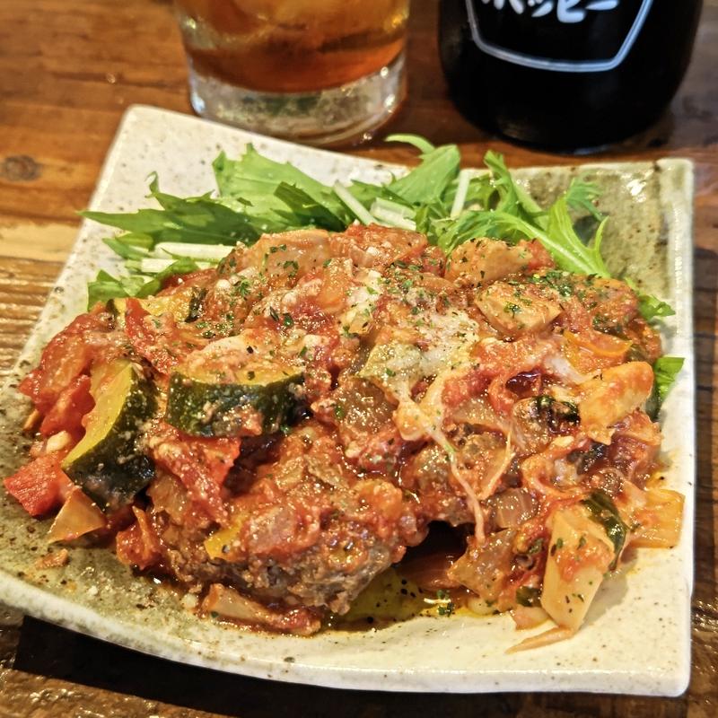 馬肉のミニハンバーグ夏野菜トマトソース(イザカヤ 山角)