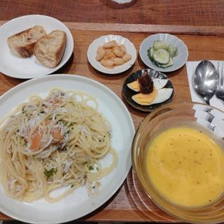 Unirのお昼ごはんセット