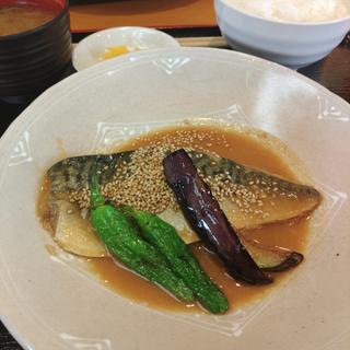 とろサバ煮定食