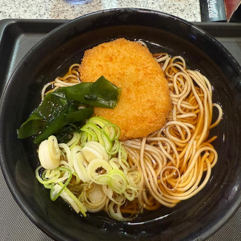 コロッケそば(名代 富士そば 浅草店 )