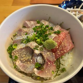 海鮮胡麻和え丼定食