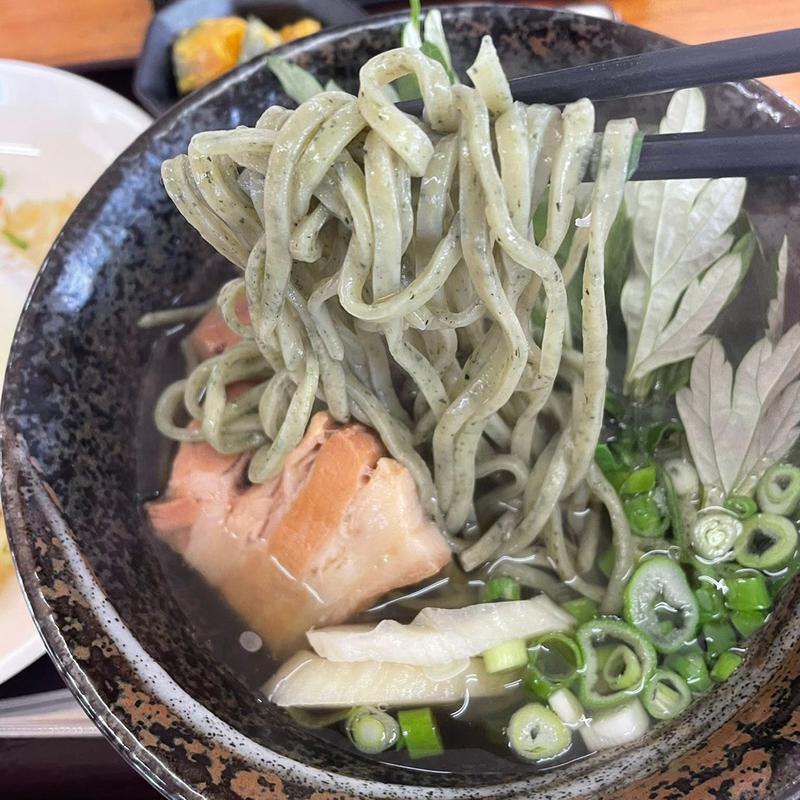 よもぎそば(しまぶく家 )