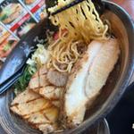 弟子屈醤油ロースチャーシュー麺　総本店限定厚切りバラチャーシュートッピング(弟子屈ラーメン 弟子屈総本店 （てしかが）)