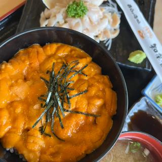 雲丹丼　つぶ貝刺身(知床食堂 )