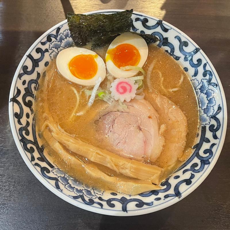 濃厚東京駅らー麺(東京駅 斑鳩)