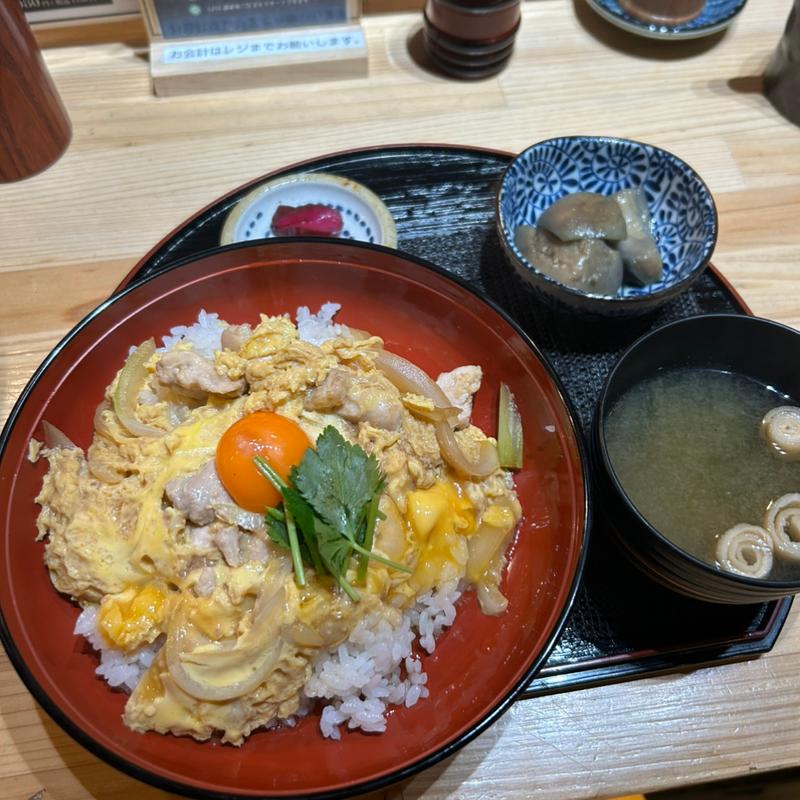 名古屋コーチンとろとろ親子丼(親子丼 唐揚げ 焼き鳥 日々鶏々 三宮店)