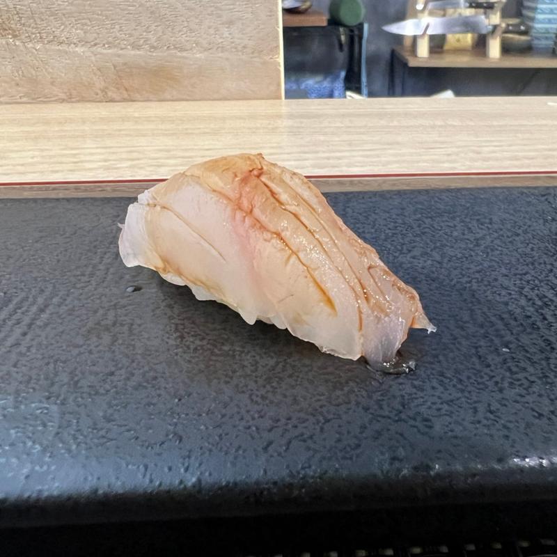 明石ヒラメの握り(鮓 くおん)