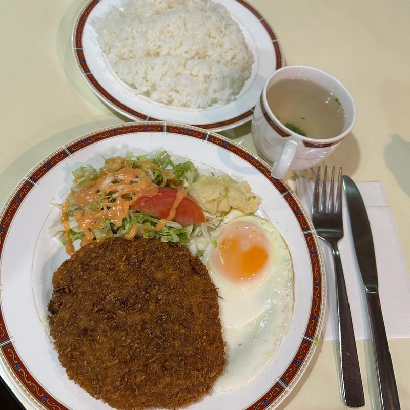 メンチカツ(レストラン・テル)