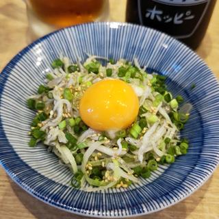 しらすユッケ