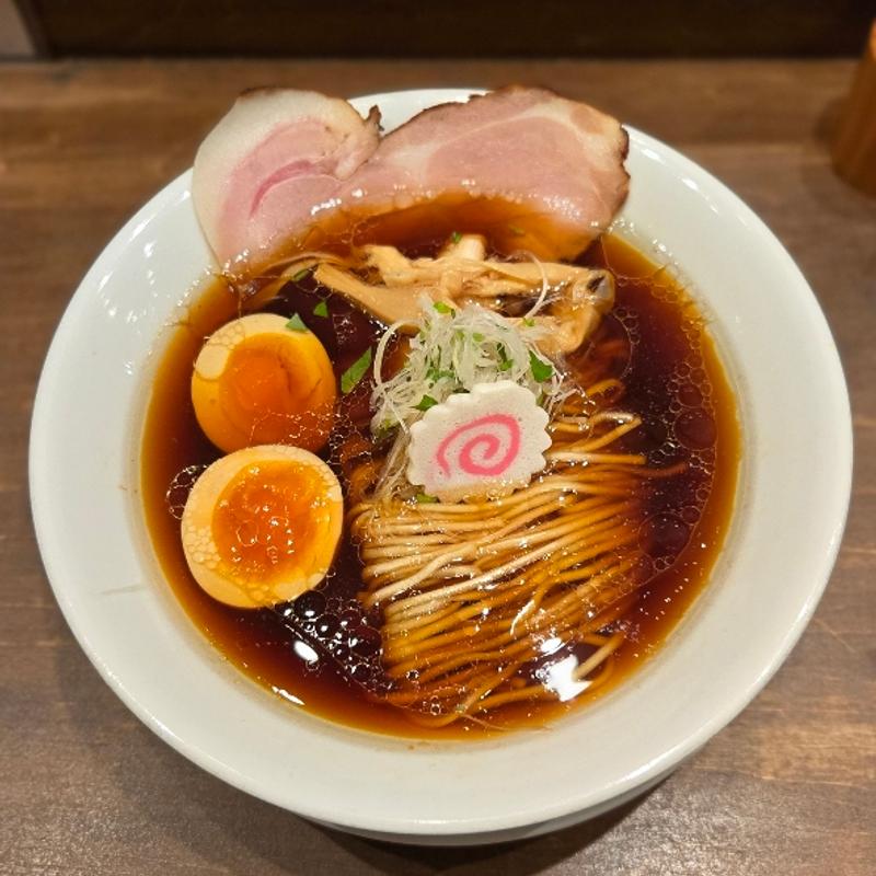 醤油そば 煮卵(麺や 醤すけ ramen SHOSUKE)