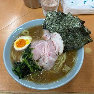 特製らーめん 中(横浜ラーメン 武蔵家 綾瀬店 )