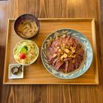 ステーキ丼