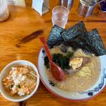 塩ラーメン、半ライス(椿　ラーメンショップ 木立店 )