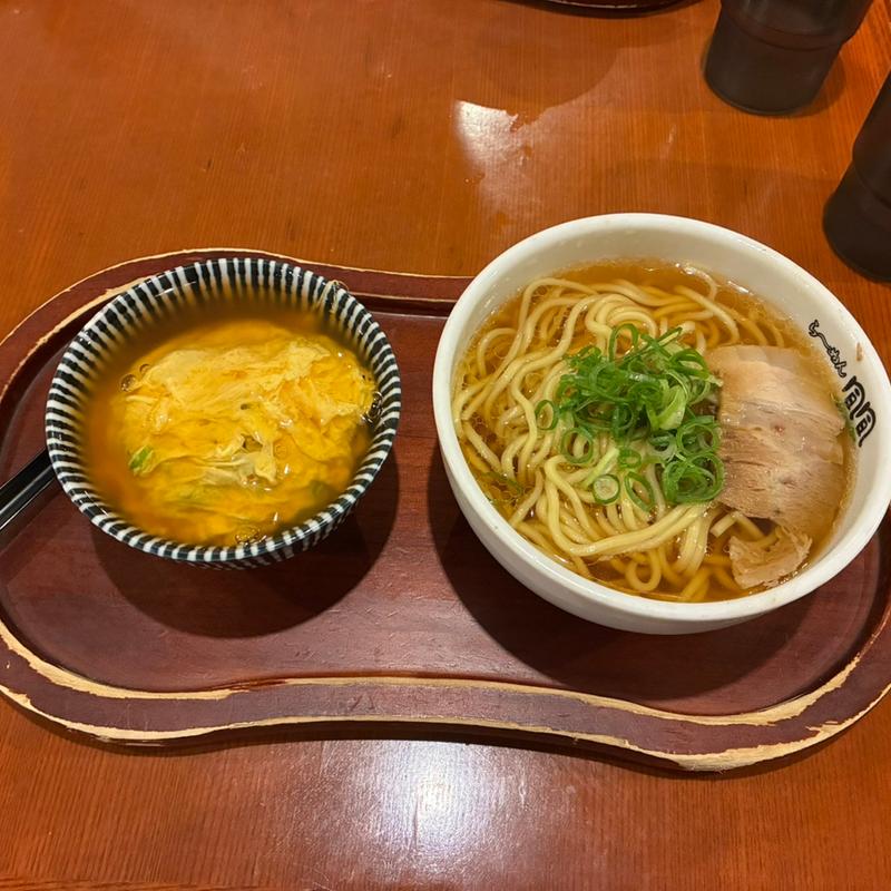 天津飯＋ラーメン(ら～めん 凬凬 （ラーメン フーフー）)