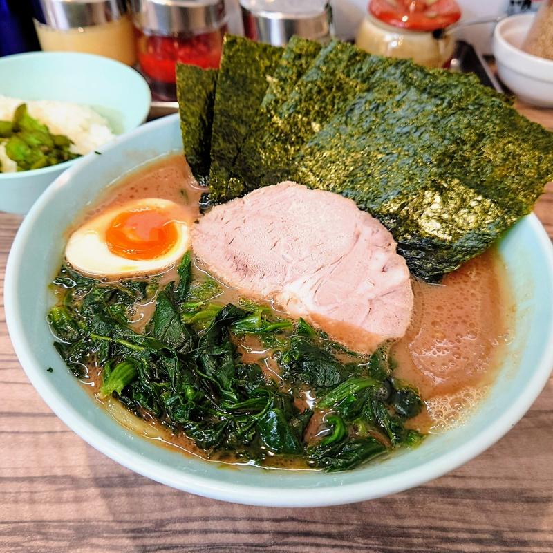 本店ラーメン並(武蔵家 中野本店)