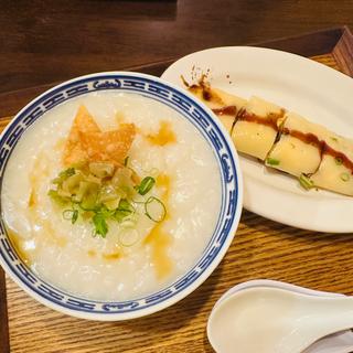 早餐A 中華粥＋蛋餅＋飲料