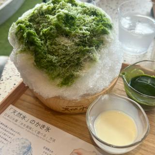 サントリー天然水のかき氷 抹茶みるく（抹茶シロップ＋練乳）