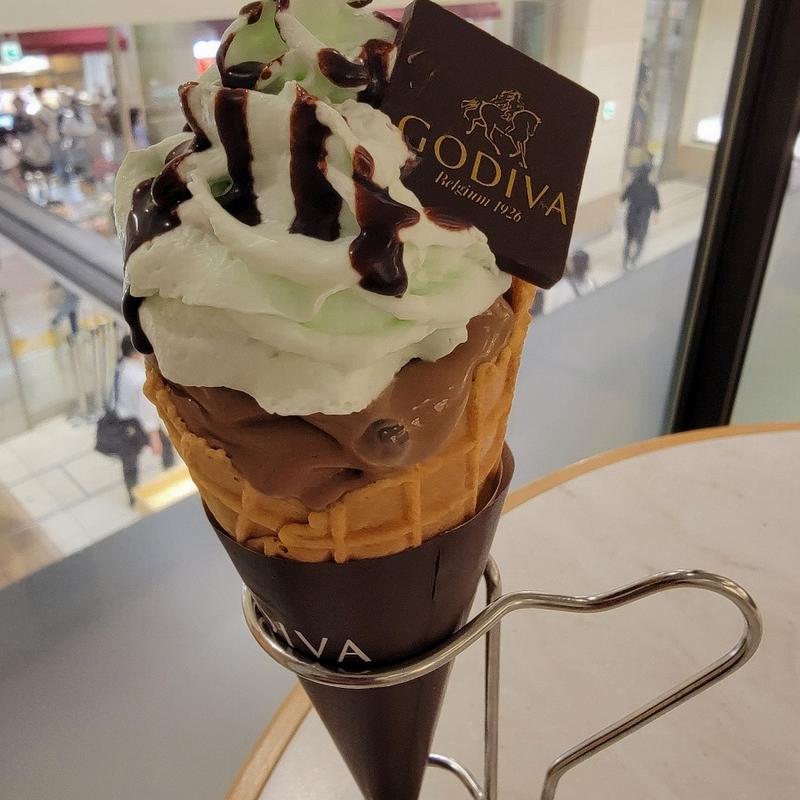 ソフトクリームチョコレートミント(GODIVA café Omiya)