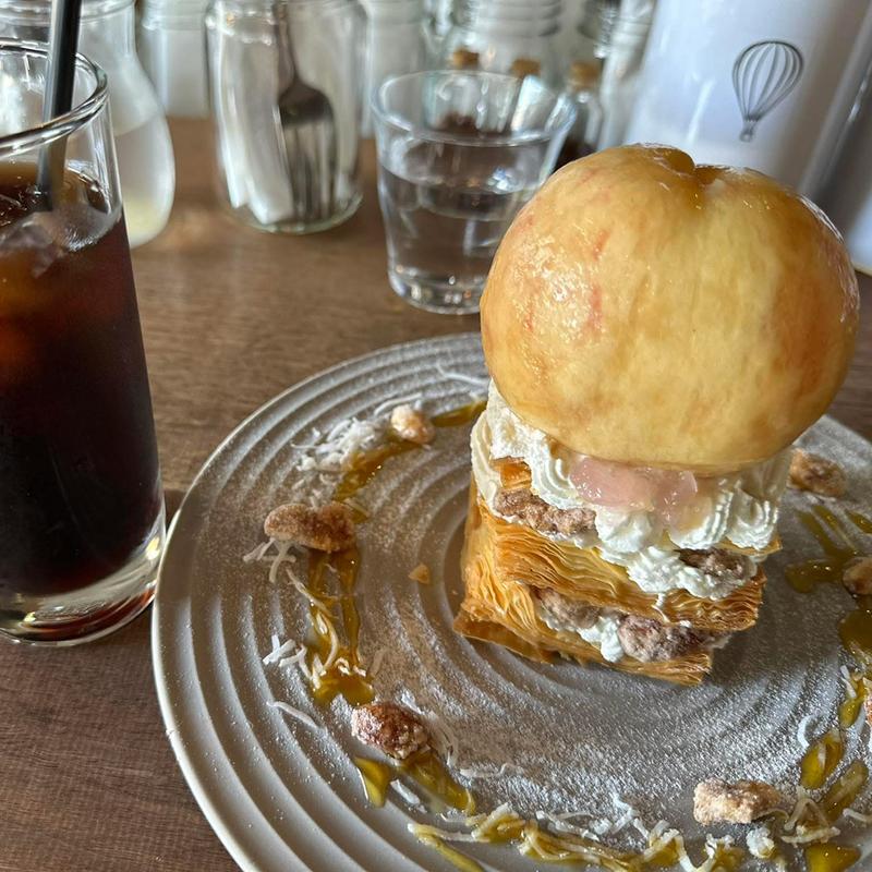 桃のミルフィーユ(piu cafe)