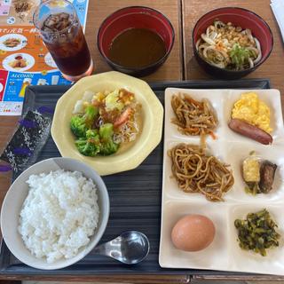 朝食ビュッフェ