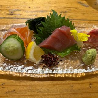 お任せ刺身三点盛り