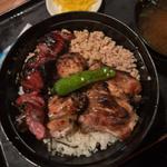 焼き鳥丼(鳥与志)