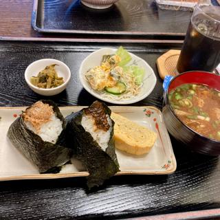おにぎりモーニング クリームチーズおかか ねぎ味噌