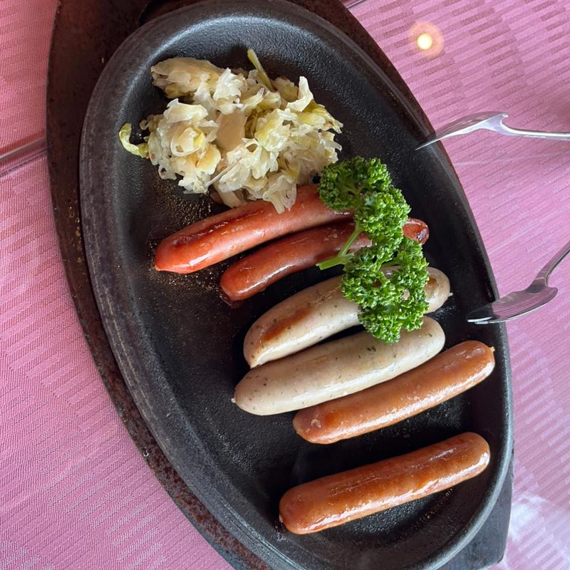 ソーセージ盛り合わせ(東蔵王ゴルフ倶楽部 レストラン )