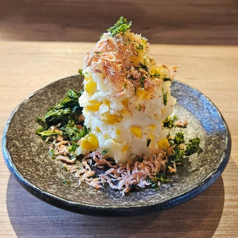 とうもろこし＆アミエビ＆あおさのポテサラ(日本酒とナチュラルワイン ＫＯＵＪＩＮＡ)