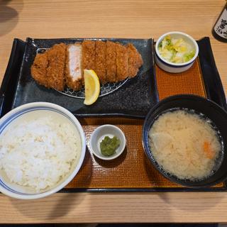 黄金豚厚切りロースかつ【200g】