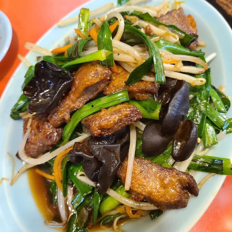 レバニラ炒め(丸吉飯店)