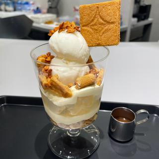プレスバターパフェ〈キャラメルレモン〉