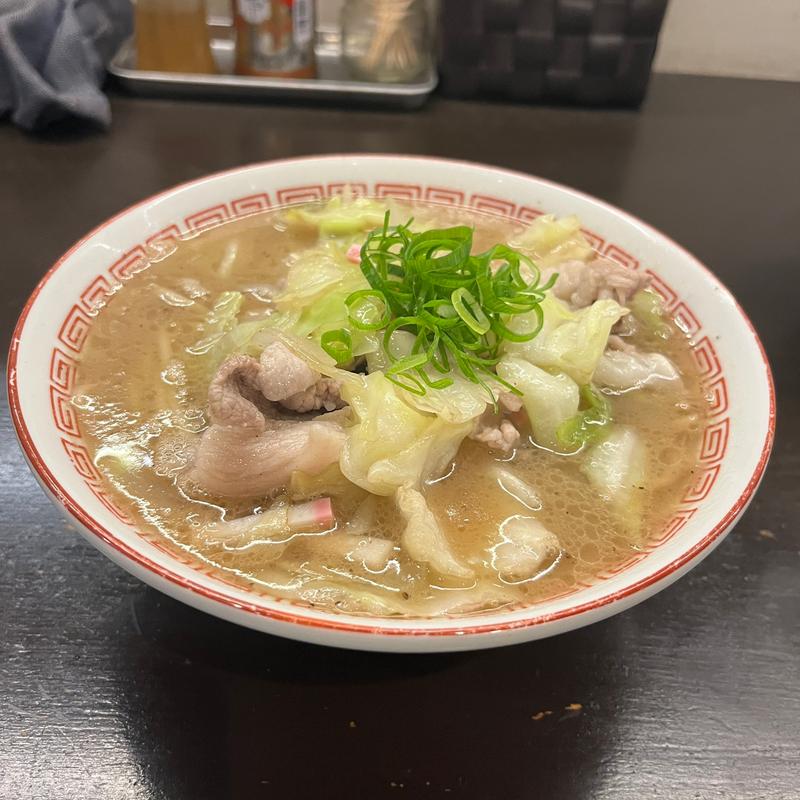 豚骨ちゃんぽん(博多とんこつ 豚の足跡)