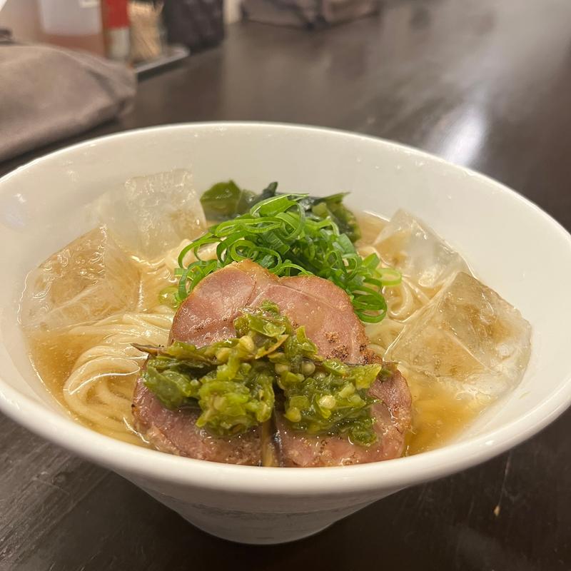 冷やしラーメン(博多とんこつ 豚の足跡)