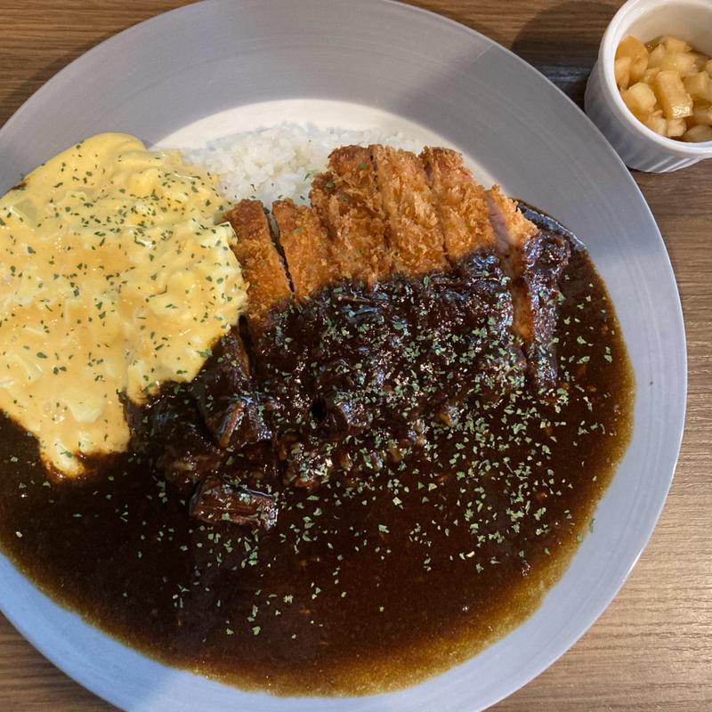 神戸ポークプレミアムカツカレータルたまトッピング(元町欧風カレー タンガロンガ)