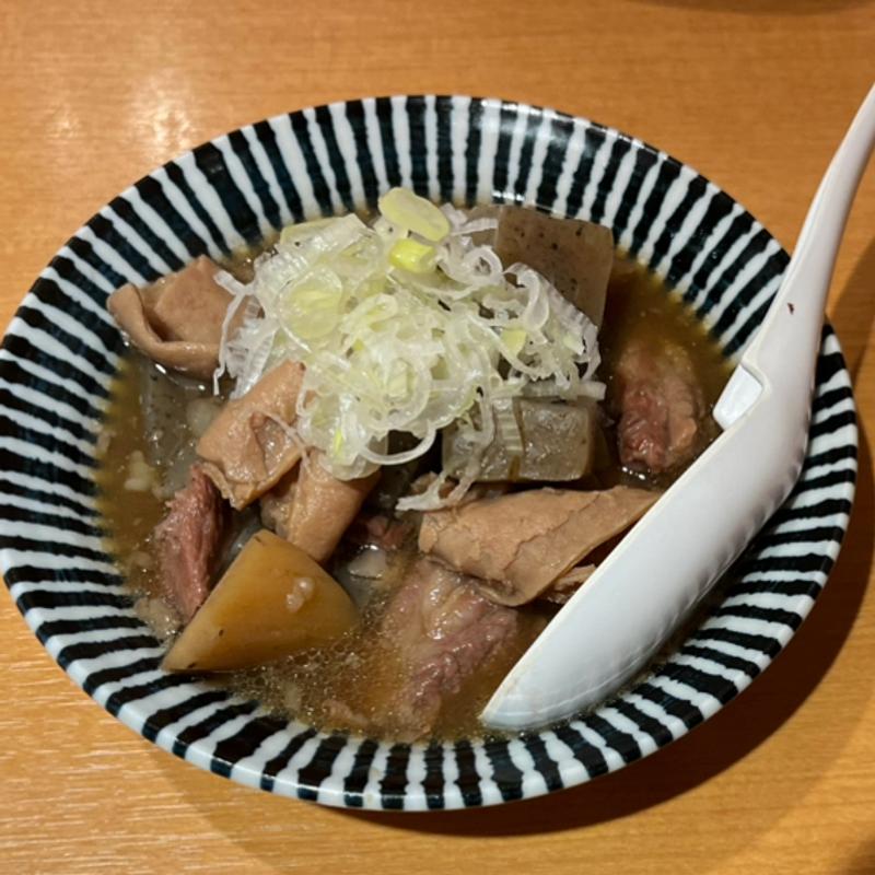 自慢の牛煮込み(ほていちゃん 上野本店)