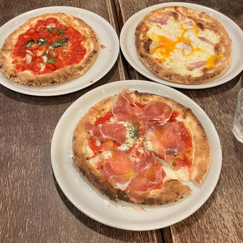 ビスマルク(モモカフェ 東京ベイ幕張店 （MOMO CAFE【旧店名】パンピーナ）)