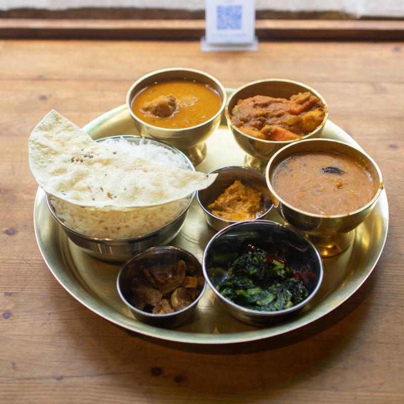 チキンターリー(アジアンダイニング カダカ プレイス ASIAN DINING KHADKA PLACE)