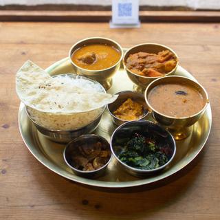 チキンターリー(アジアンダイニング カダカ プレイス ASIAN DINING KHADKA PLACE)